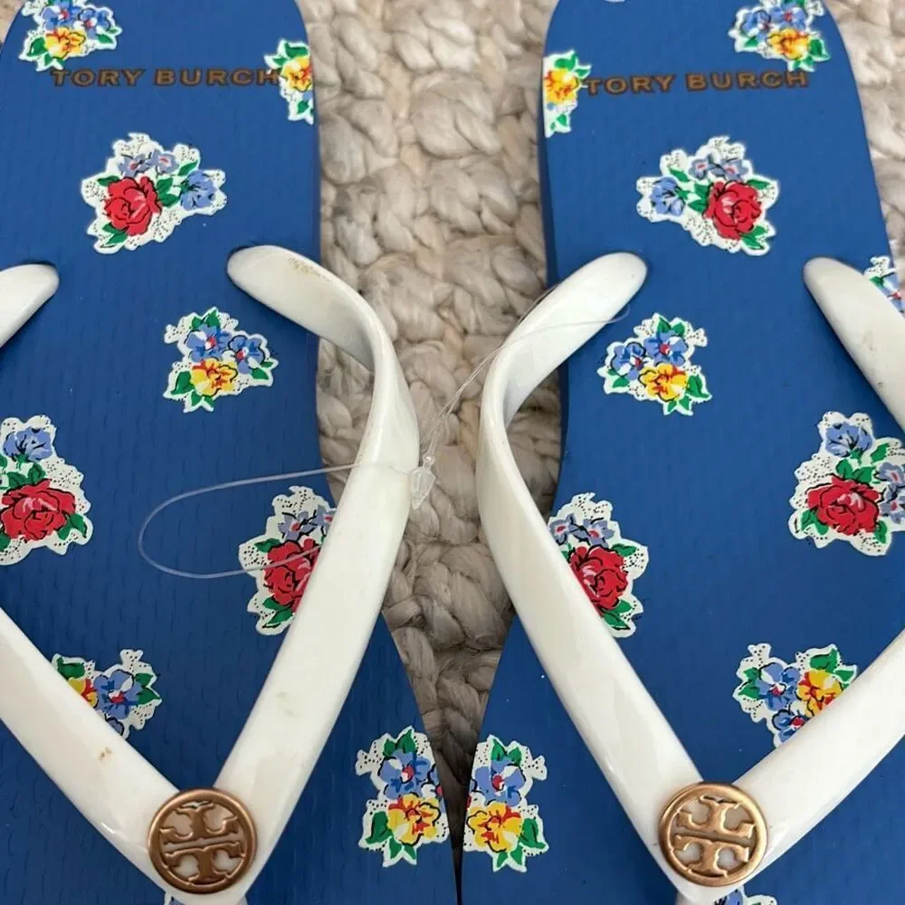 NWT Tory Burch Minnnie flip flop, $98